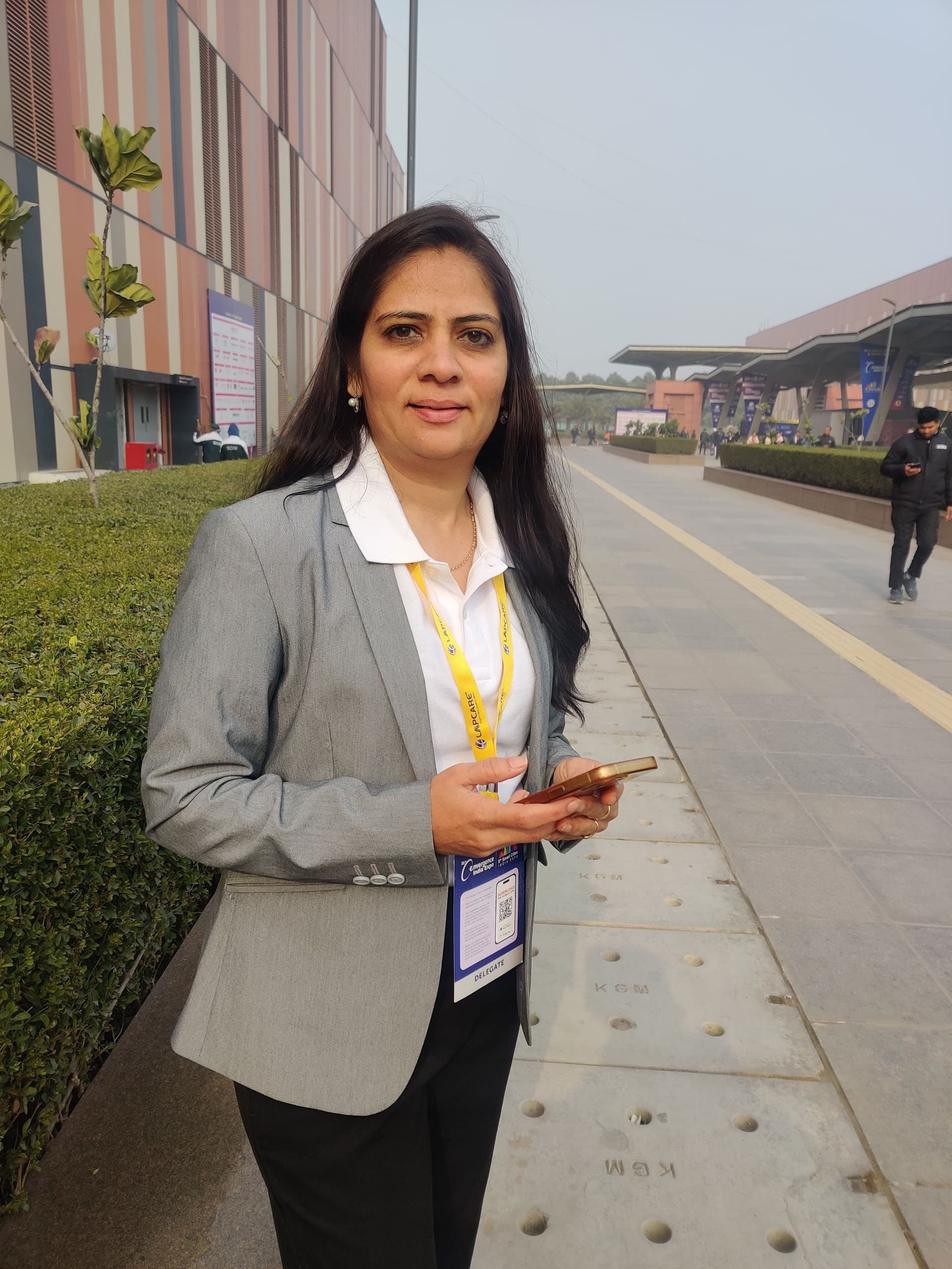 Urmi LAKKAD SHAH